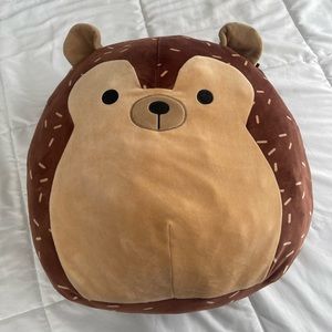 20 in hedgehog squishmallow